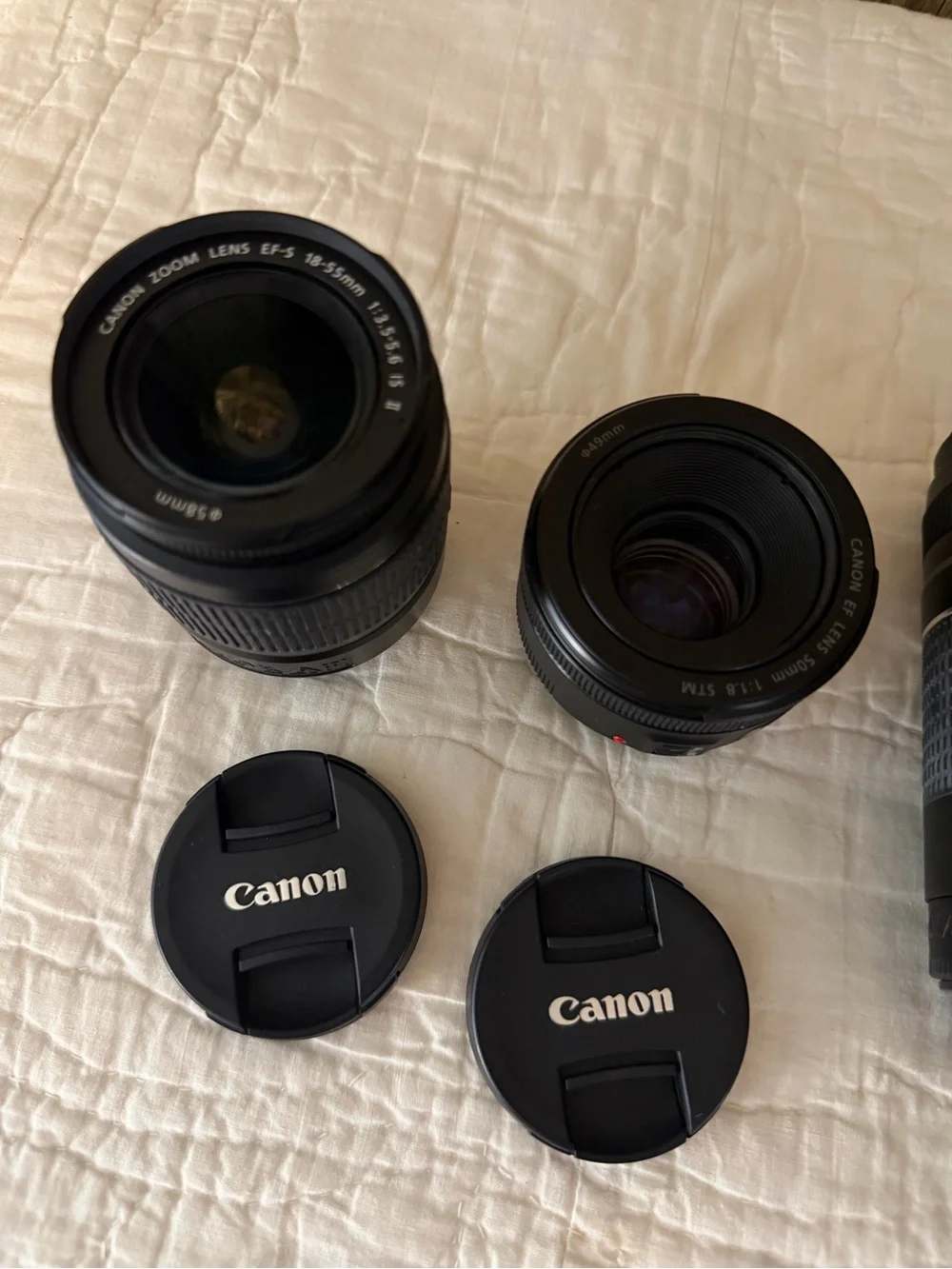 Canon Rebel T6 EOS 1300D DSLR Camera W/ Lenses and Accessories Bundle EUC